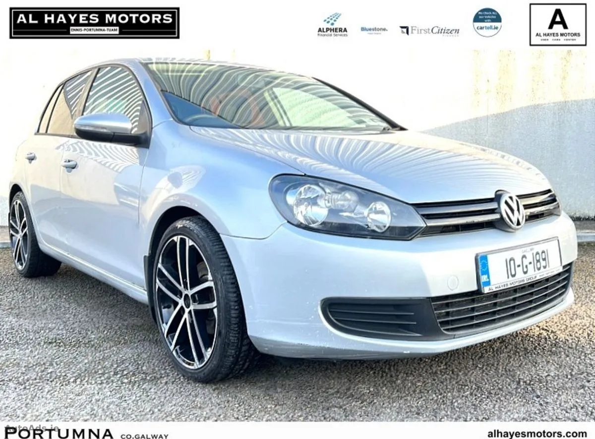 2010 Volkswagen Golf – photo 1