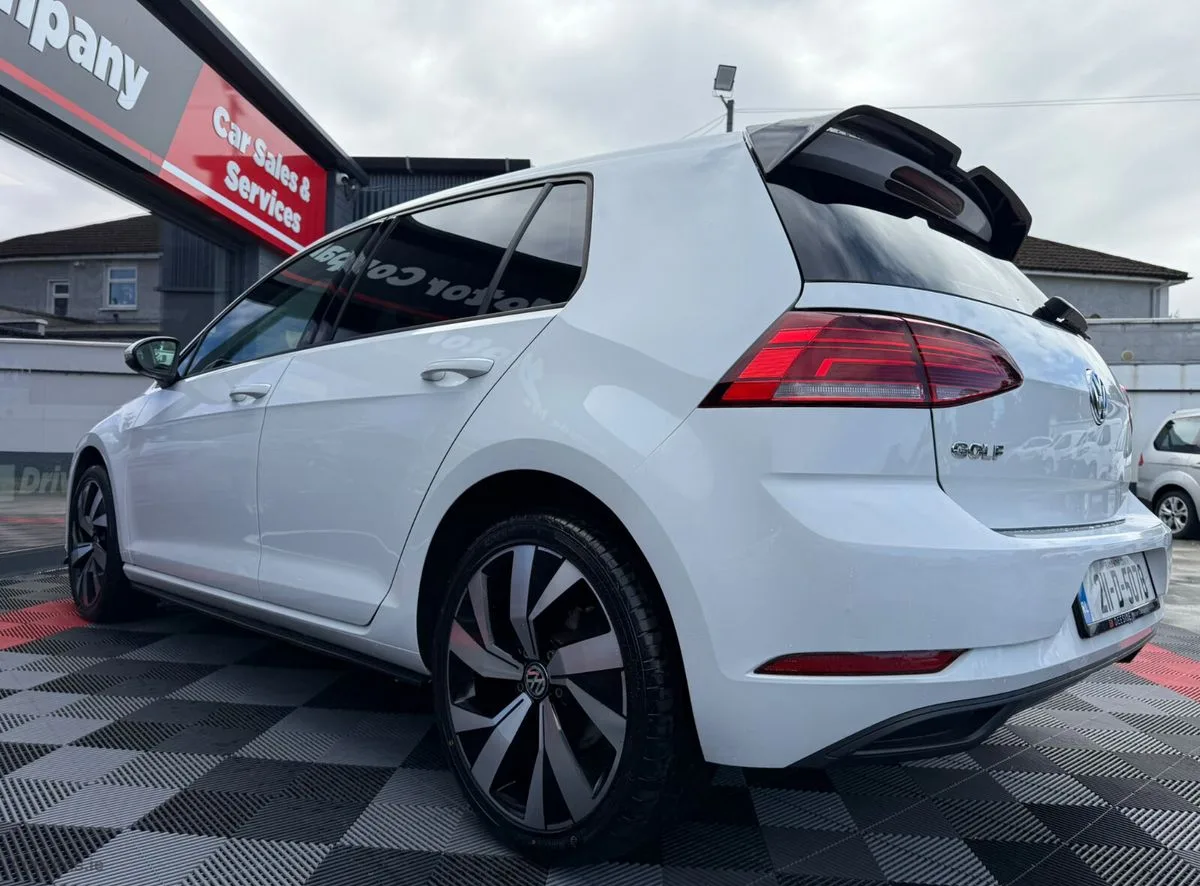 2021 Volkswagen Golf – photo 14