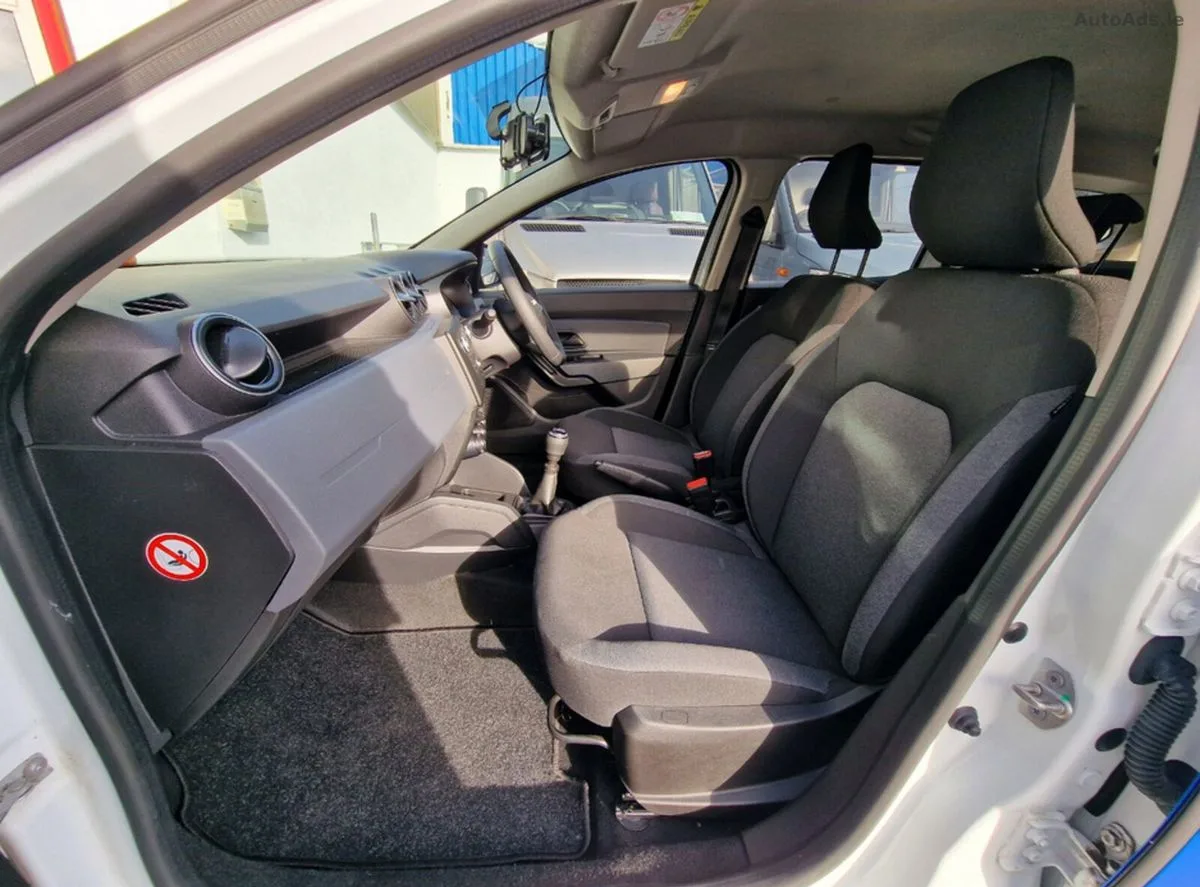 2023 Dacia Duster – photo 11