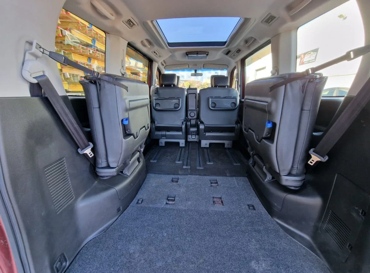 2015 Nissan Serena – photo 12