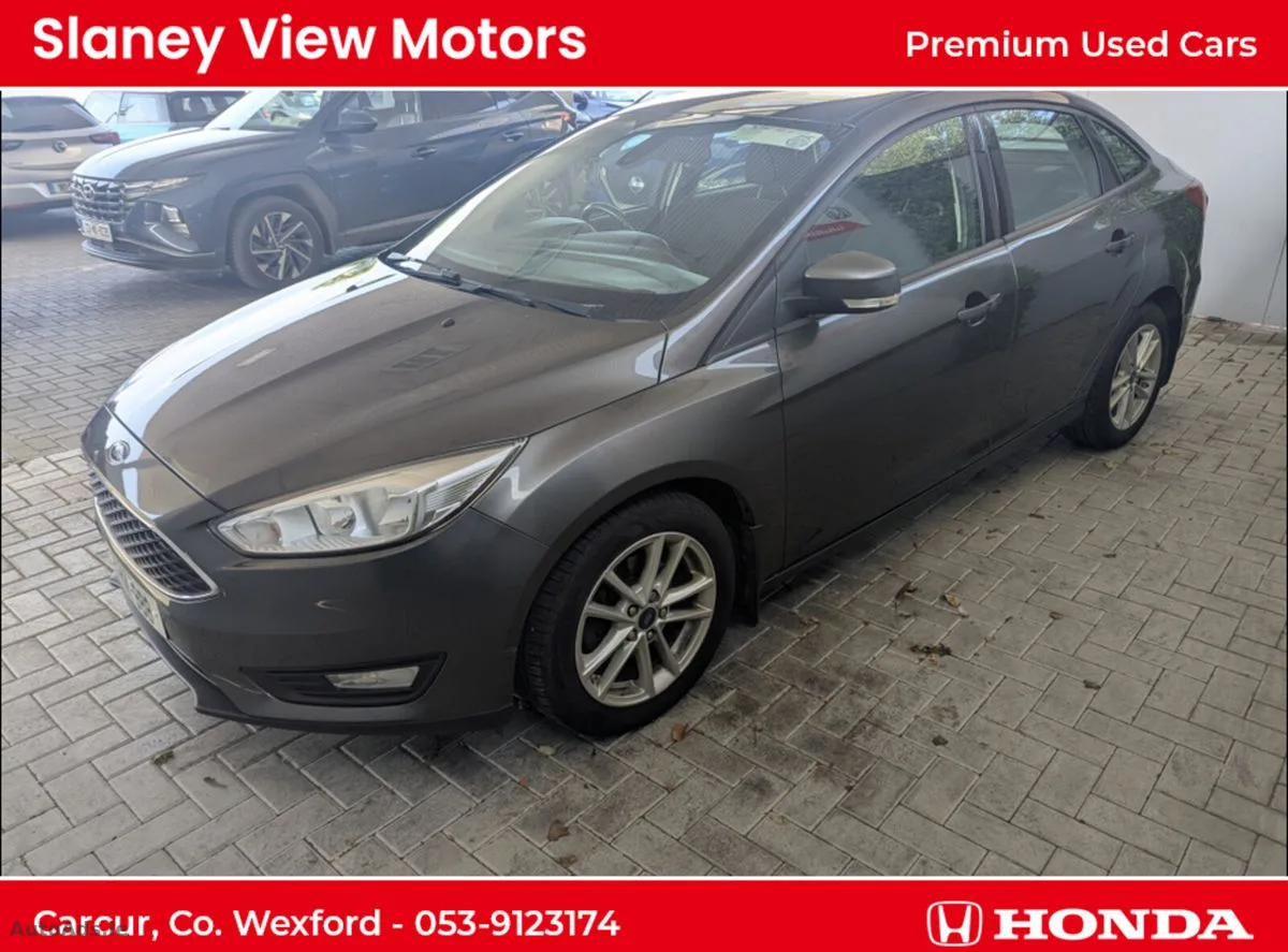 2017 Ford Focus – photo 3