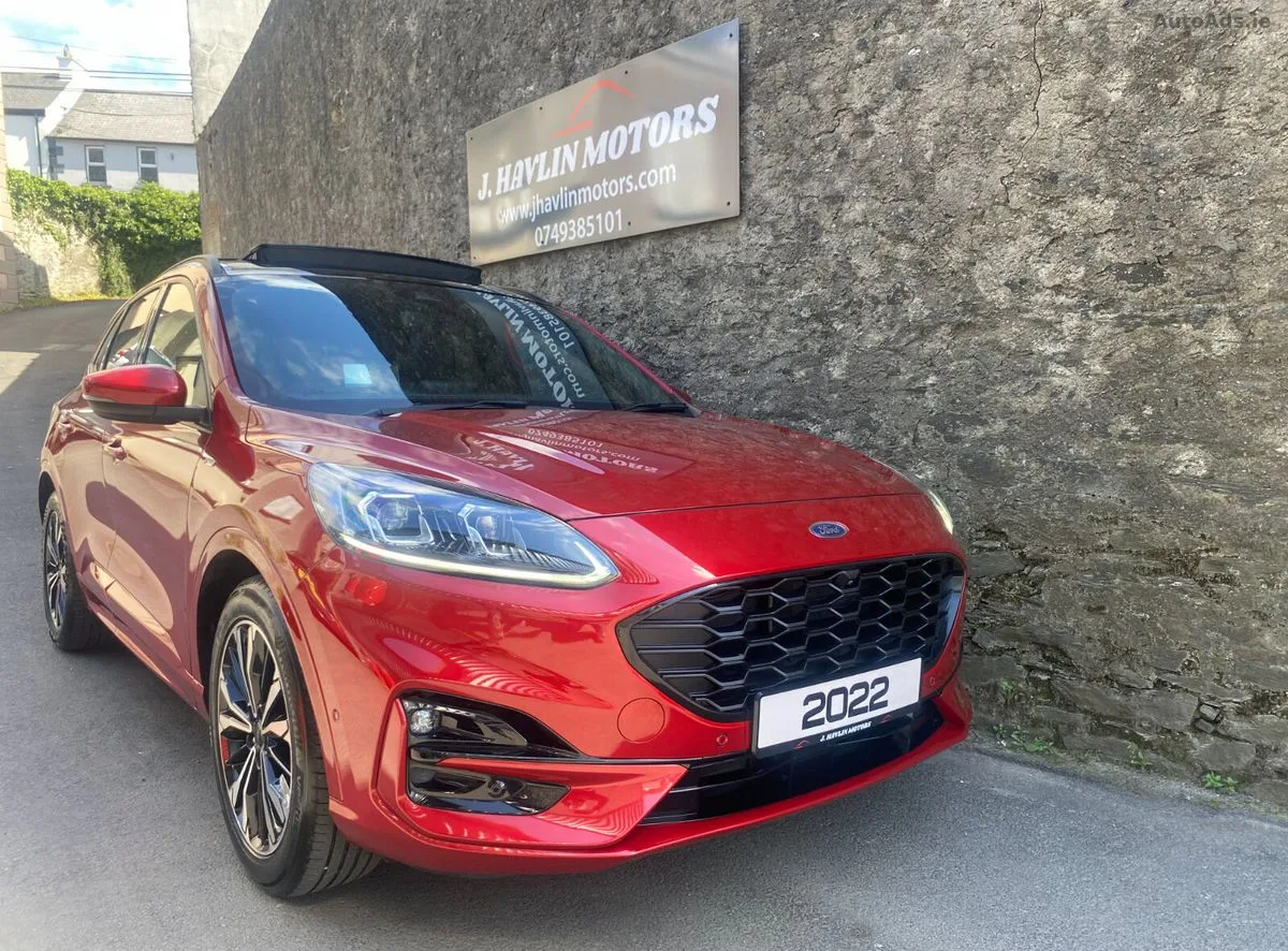 2022 Ford Kuga – photo 2