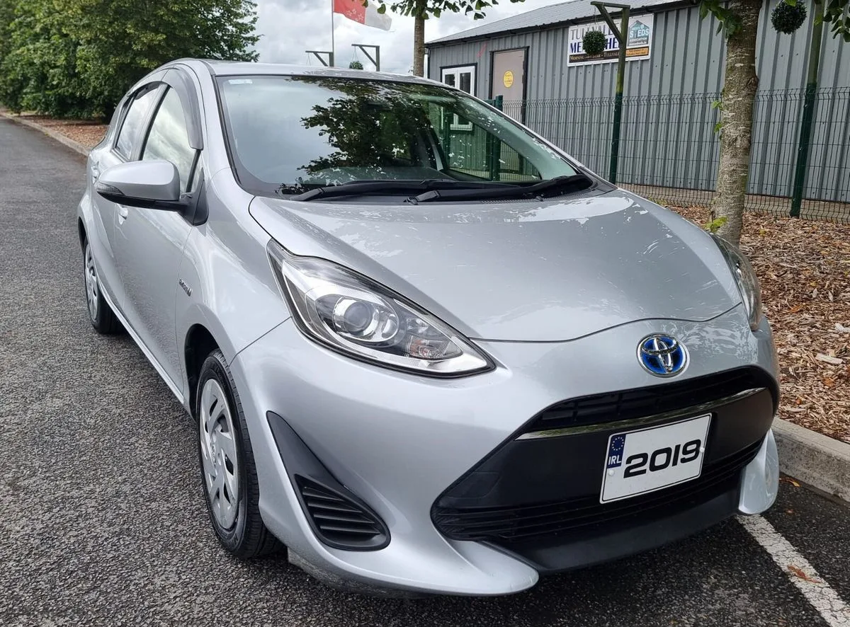 2019 Toyota Aqua – photo 6