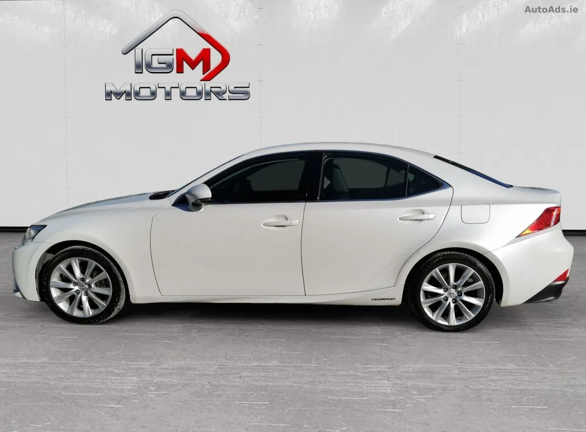 2015 Lexus IS – photo 5