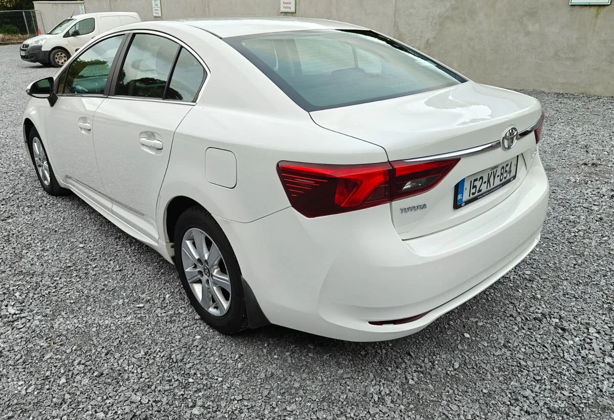 2015 Toyota Avensis – photo 9