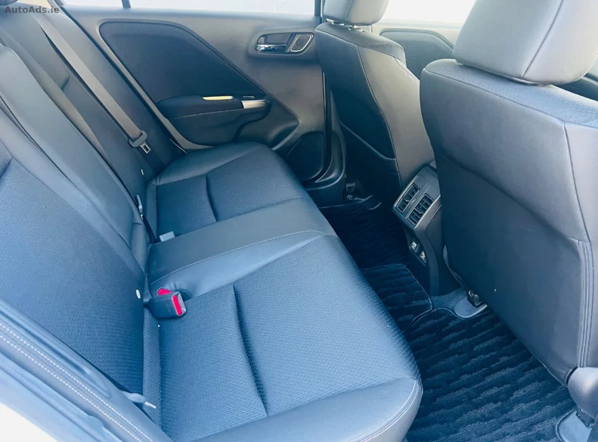 2018 Honda Grace – photo 13
