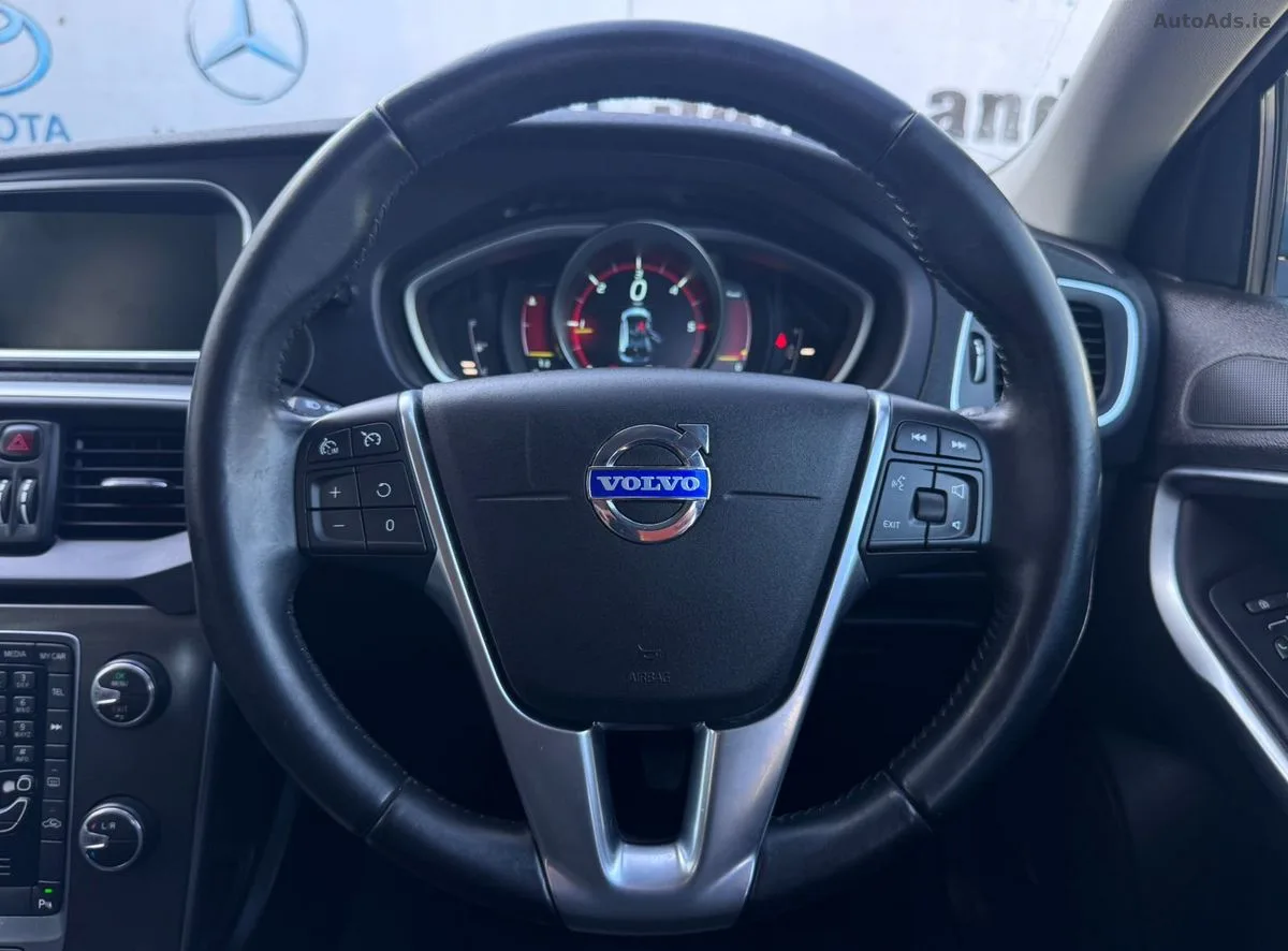 2014 Volvo V40 – photo 15