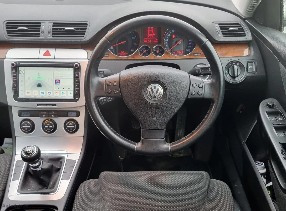 2010 Volkswagen Passat – photo 9