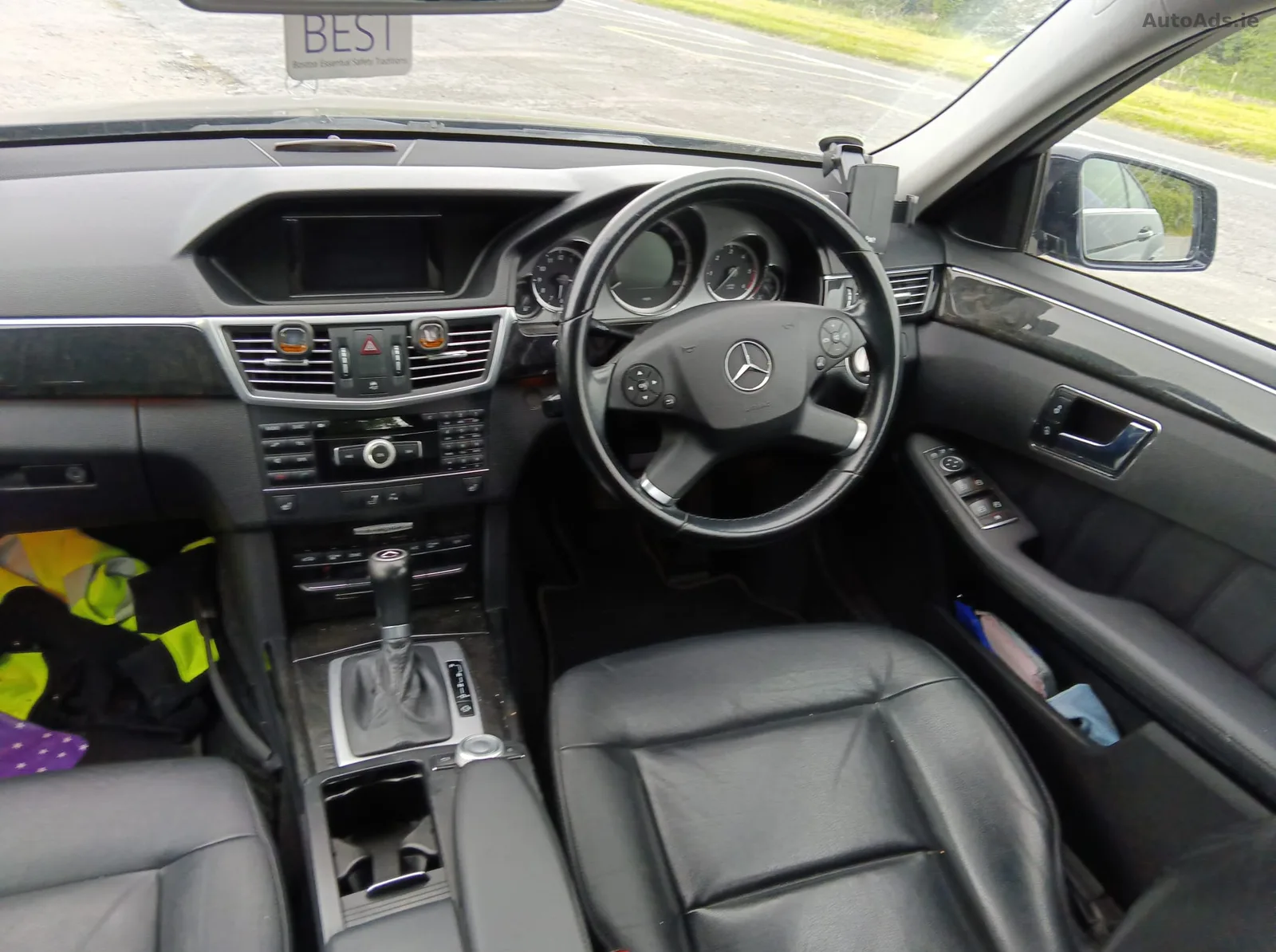 2010 Mercedes-Benz E-Class – photo 2