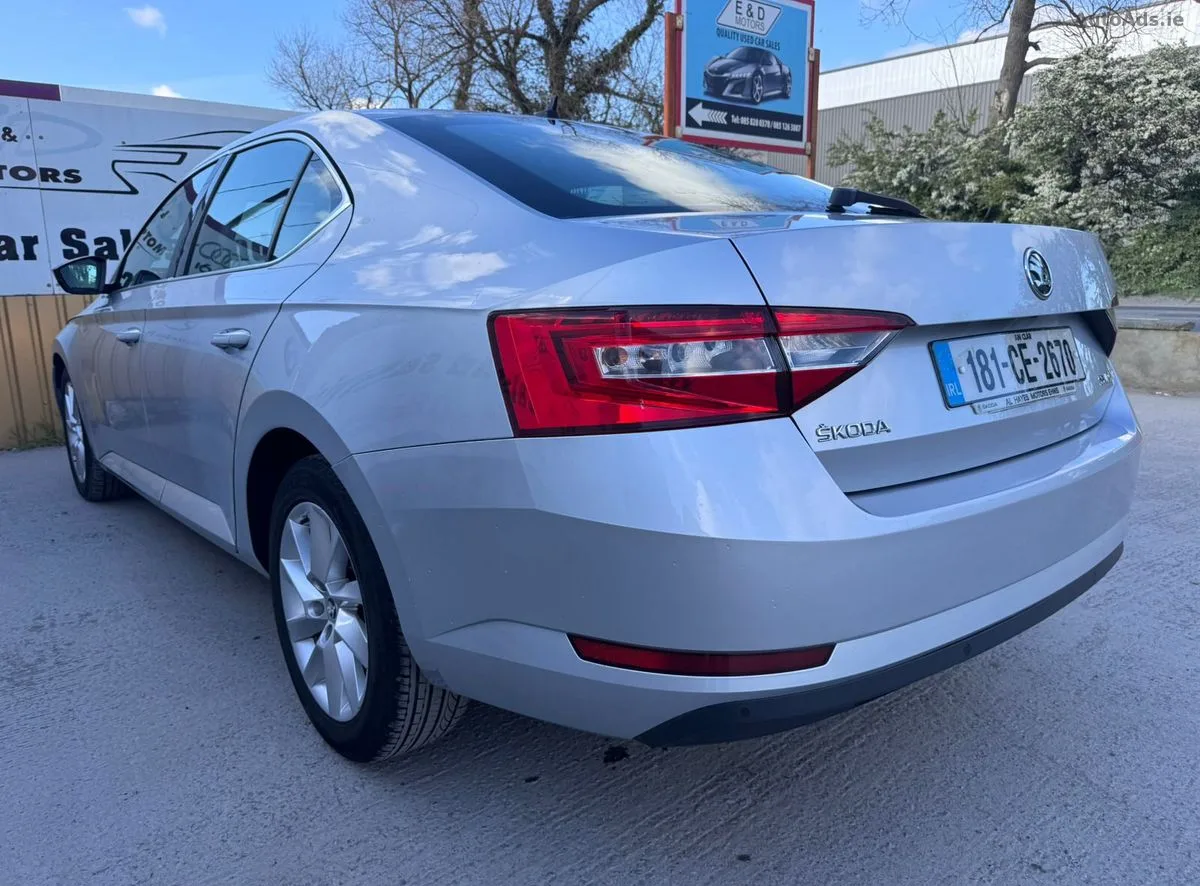 2018 Skoda Superb – photo 12