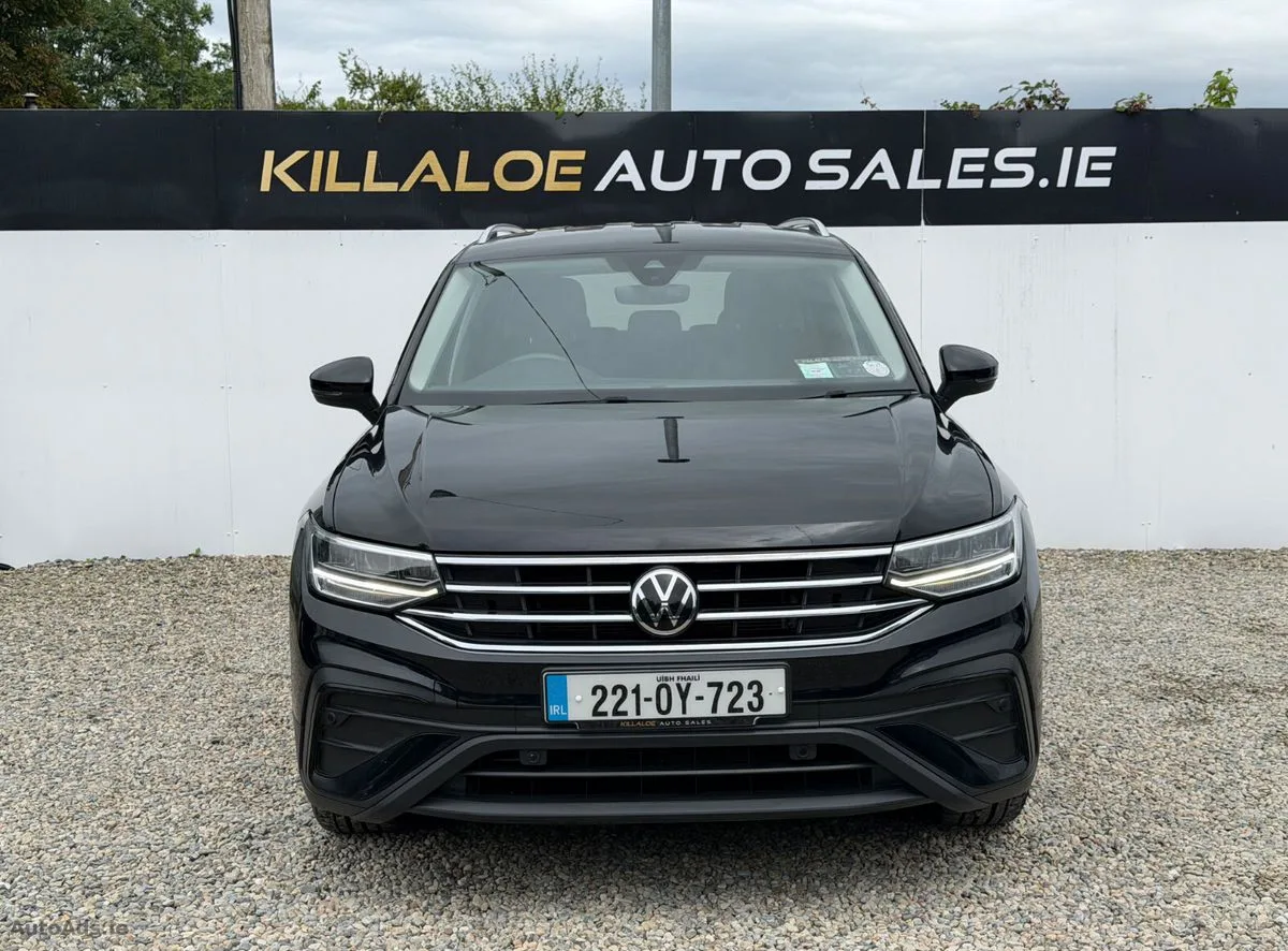 2022 Volkswagen Tiguan – photo 2