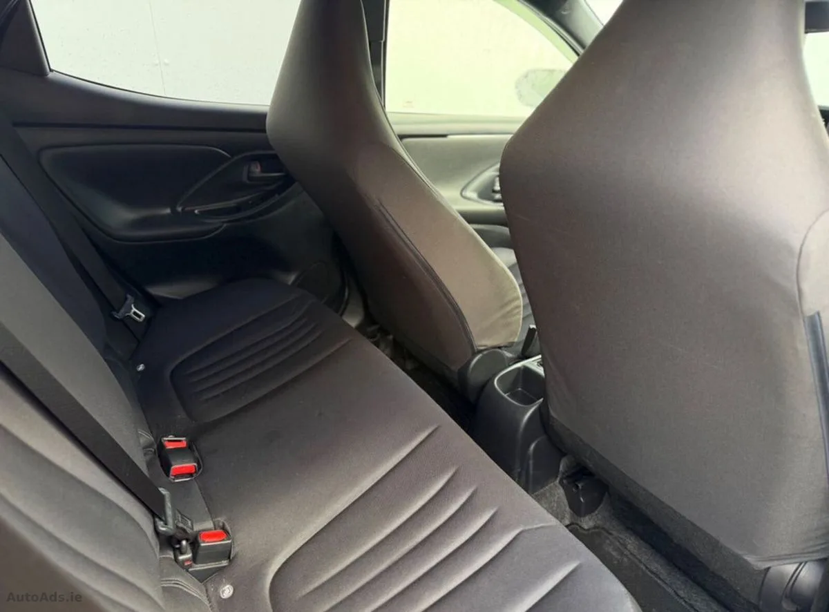 2020 Toyota Yaris – photo 14