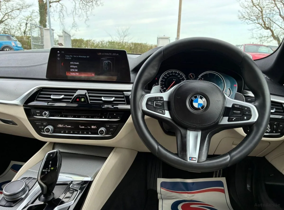 2017 BMW 5-Series – photo 10