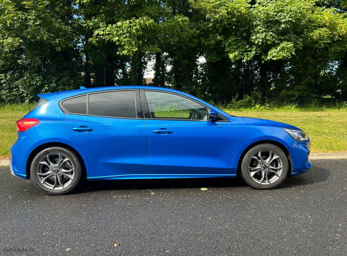 2019 Ford Focus – photo 3