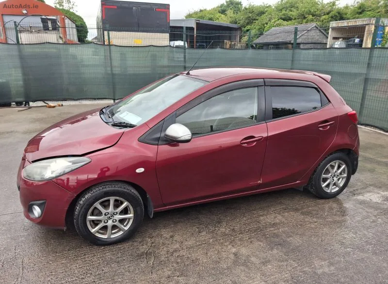 2014 Mazda Demio