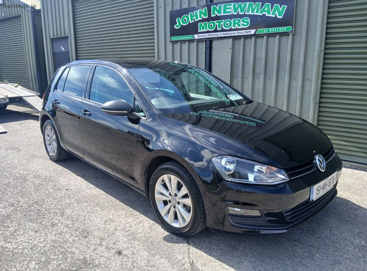 2015 Volkswagen Golf – photo 1