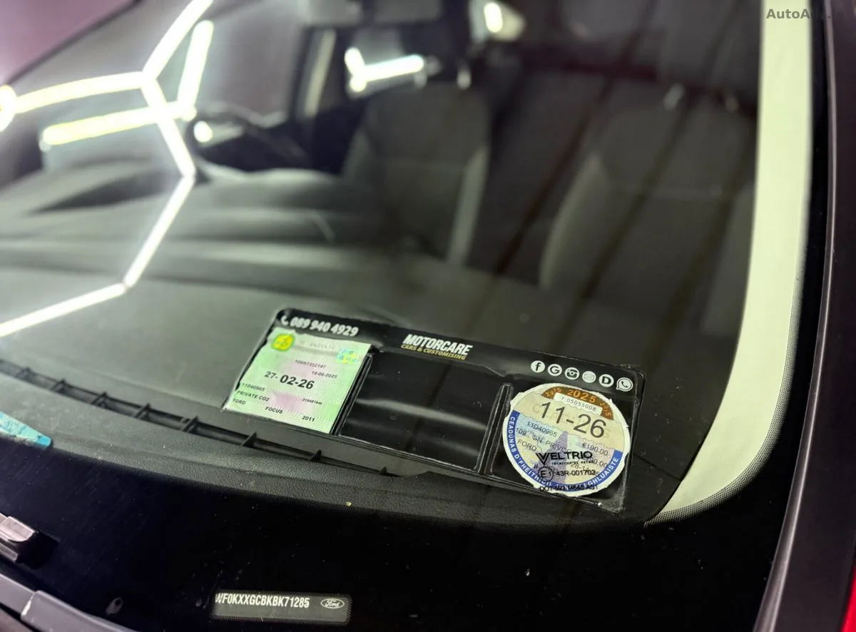 2011 Ford Focus – photo 16