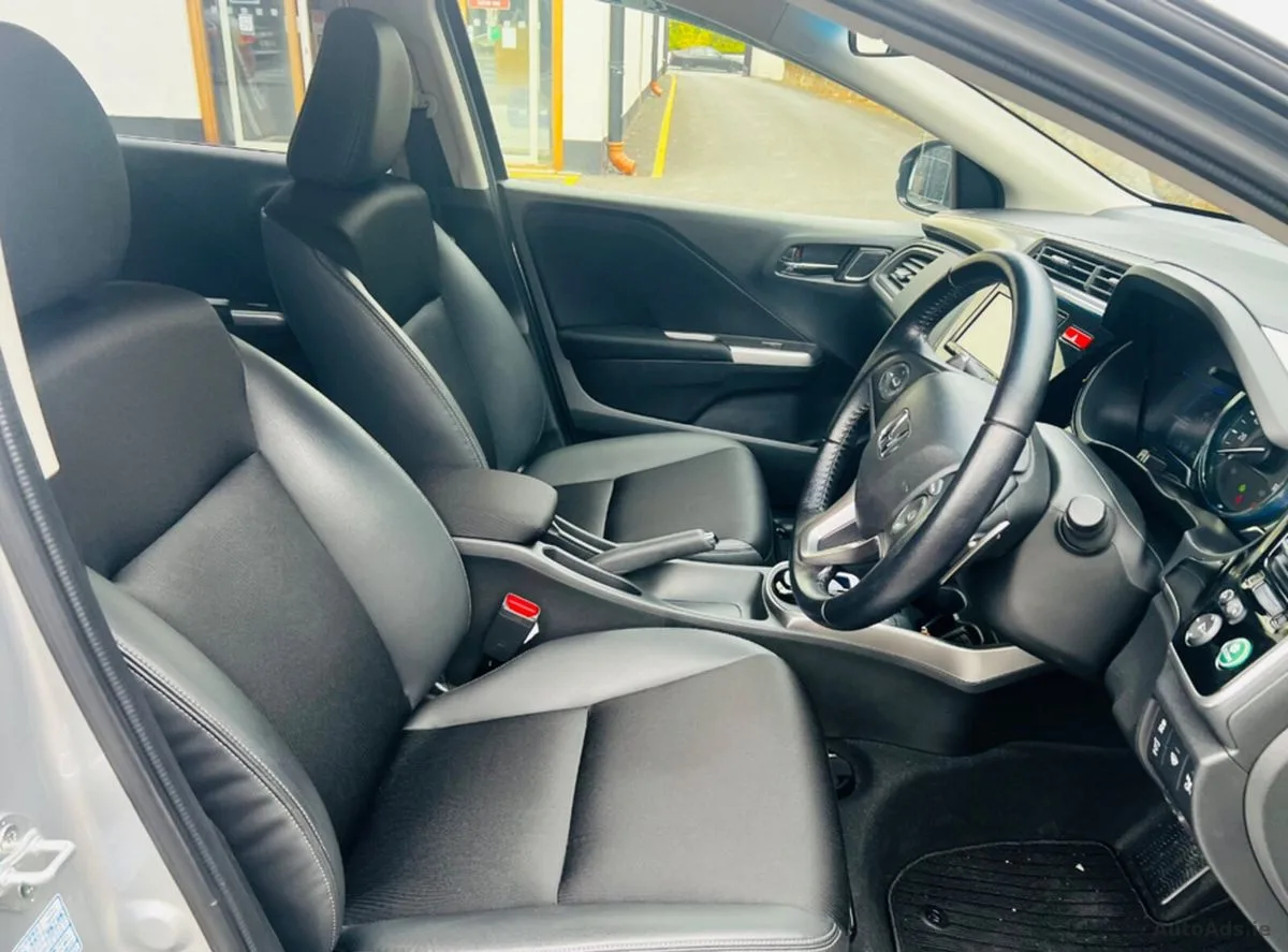 2016 Honda Grace – photo 17