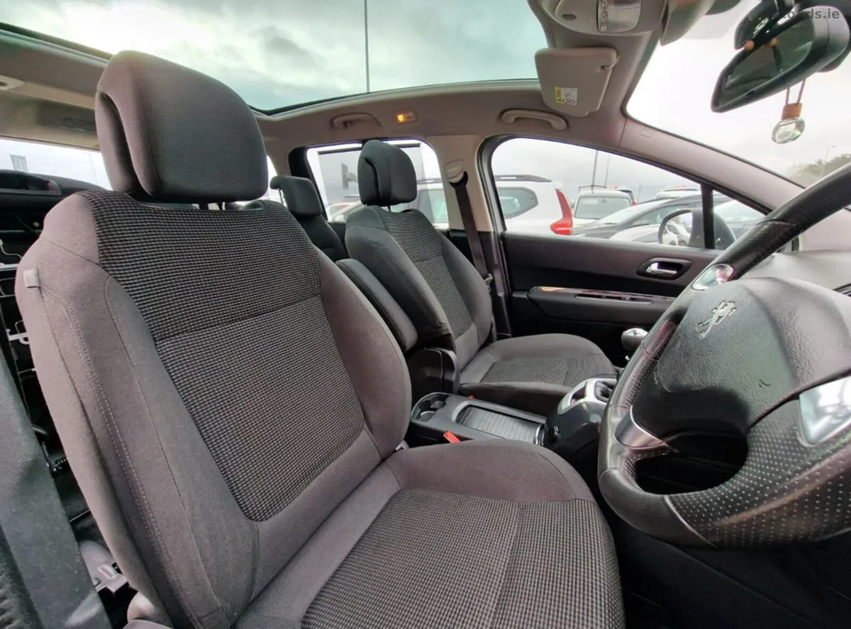 2016 Peugeot 5008 – photo 13