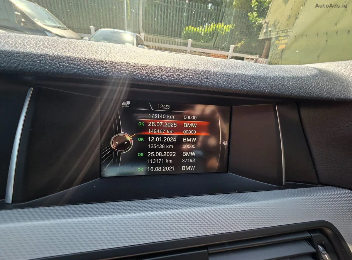 2017 BMW 5-Series – photo 15