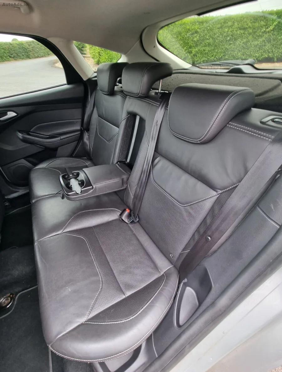 2015 Ford Focus – photo 20