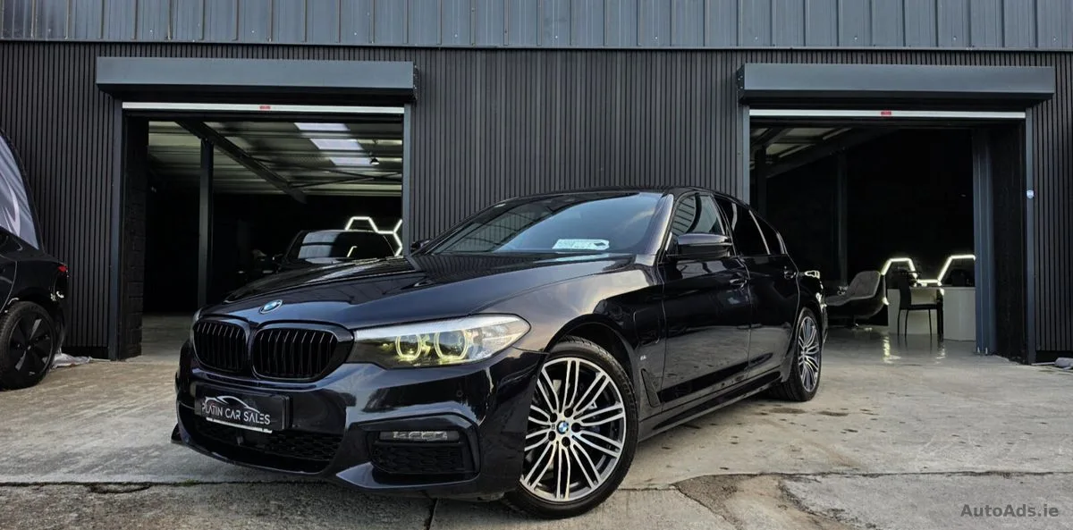 2019 BMW 5-Series – photo 14