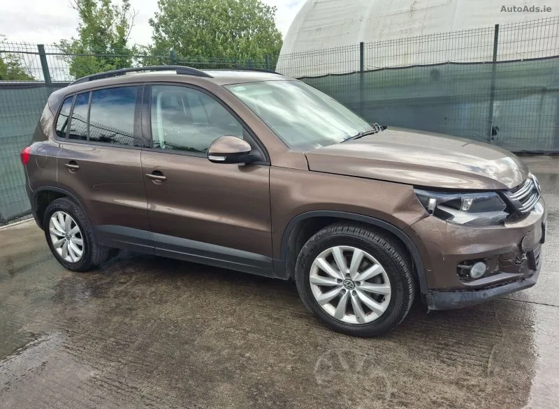 2014 Volkswagen Tiguan – photo 2