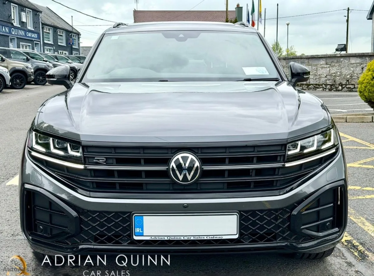 2024 Volkswagen Touareg – photo 6