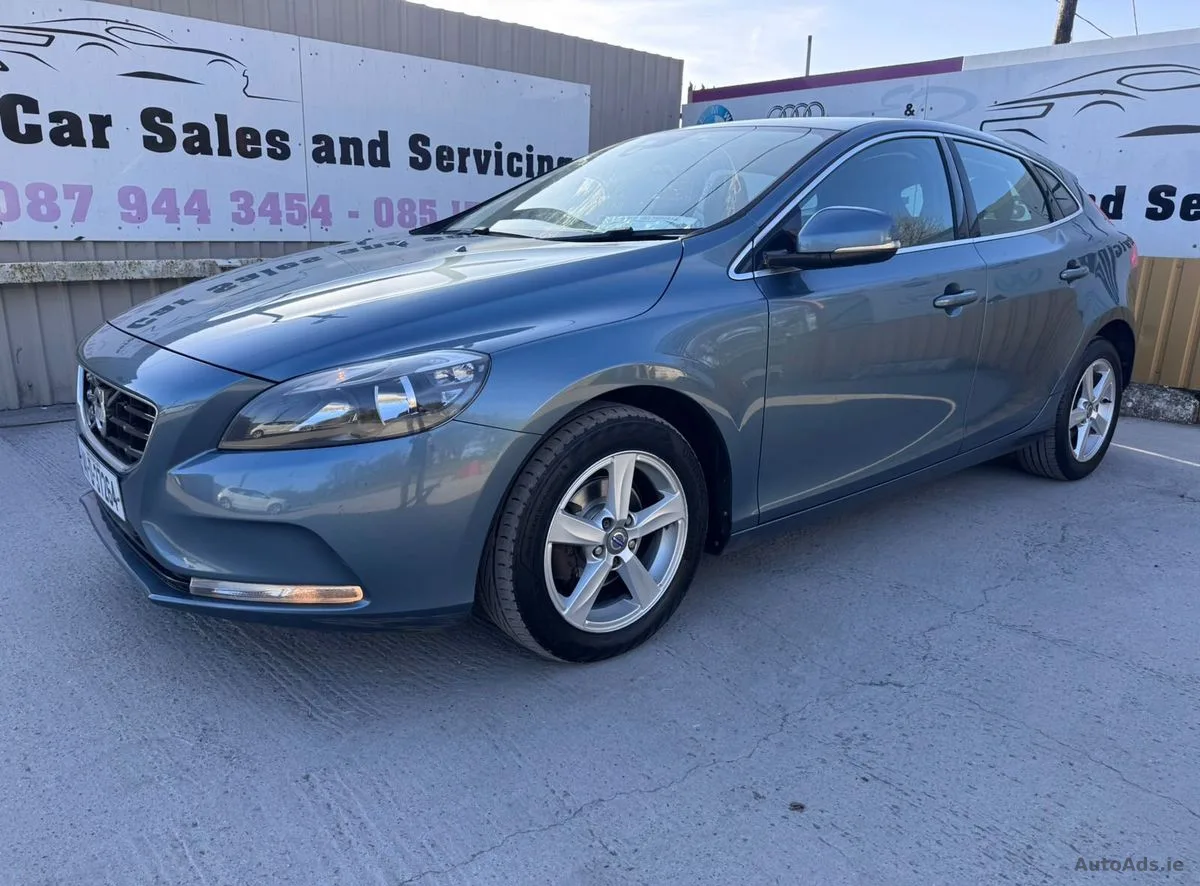 2014 Volvo V40 – photo 1