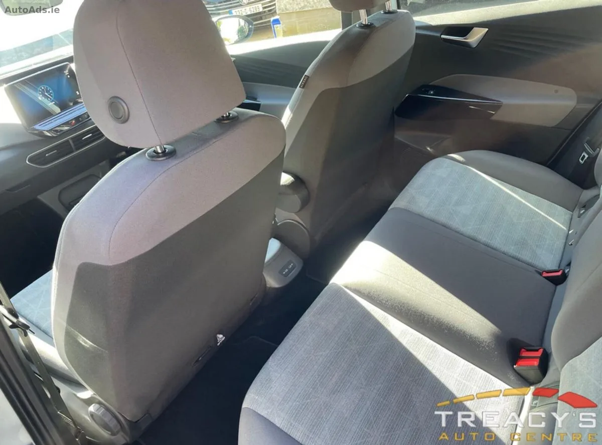 2022 Volkswagen ID.3 – photo 6