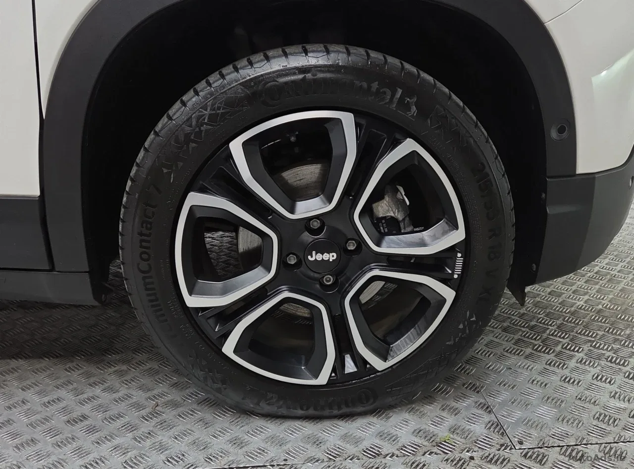 2025 Jeep Avenger – photo 14