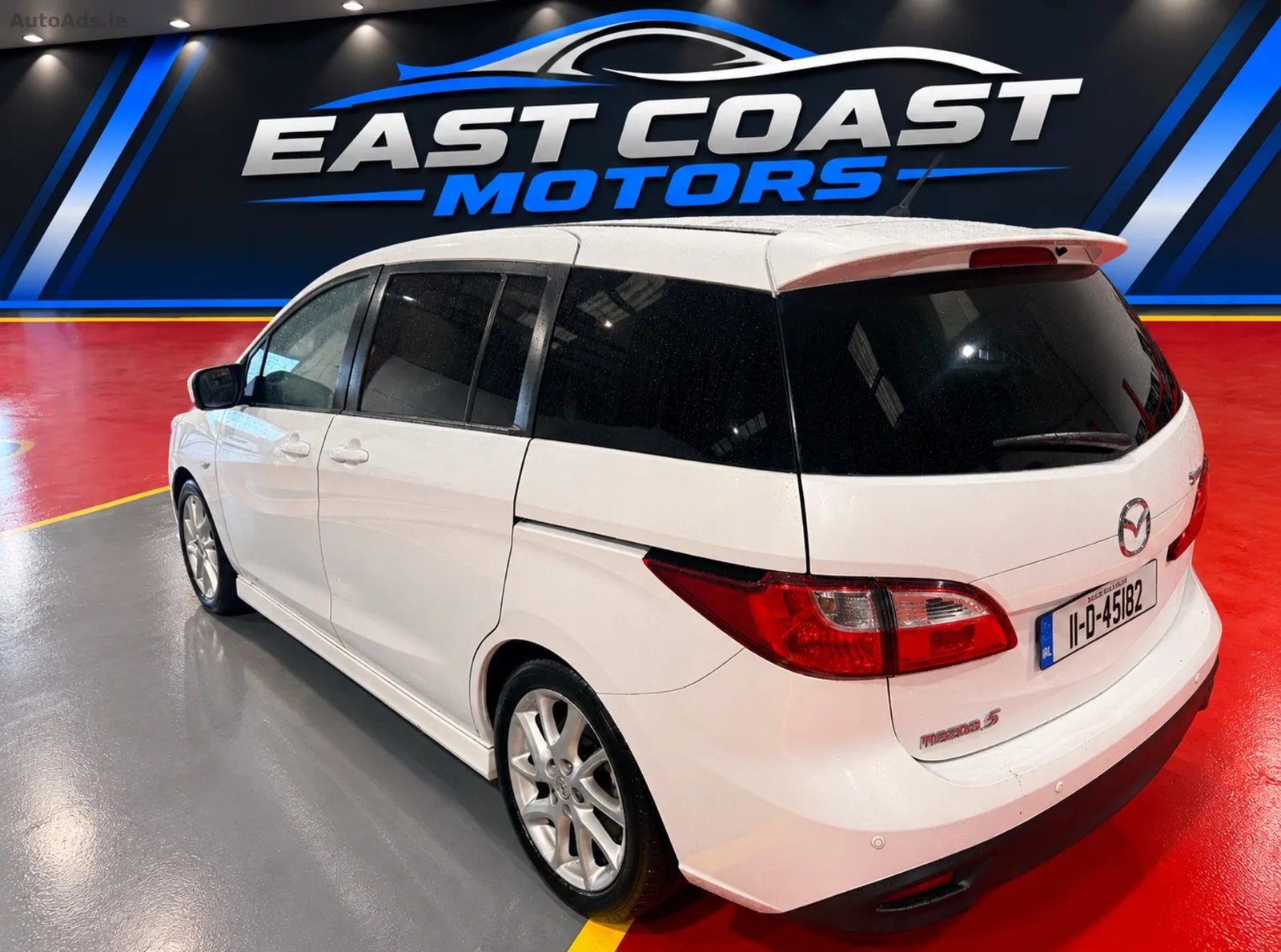 2011 Mazda Mazda5 – photo 4