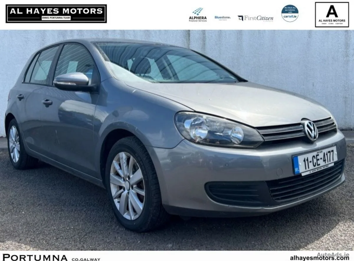2011 Volkswagen Golf – photo 1