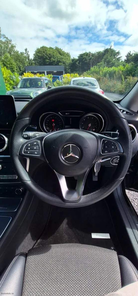 2017 Mercedes-Benz CLA – photo 20