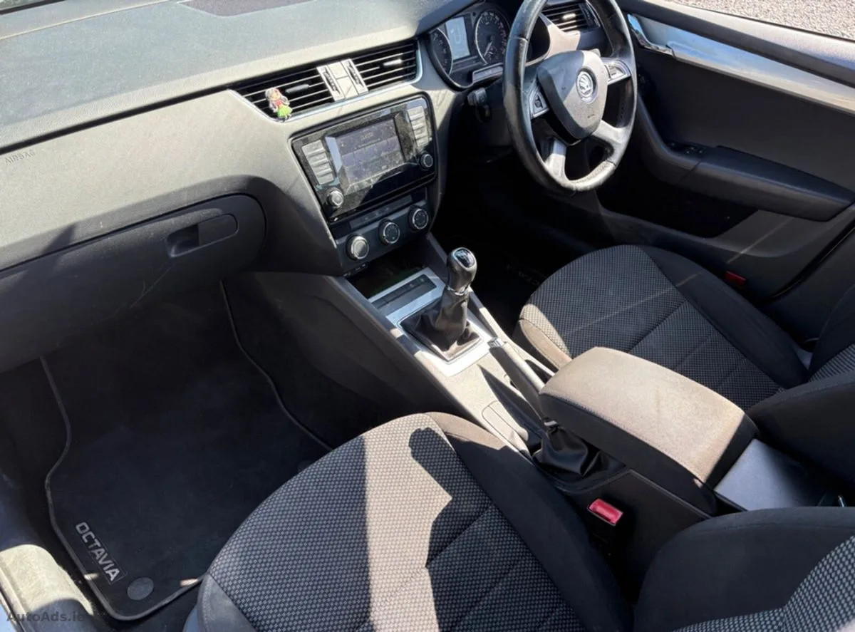 2015 Skoda Octavia – photo 11