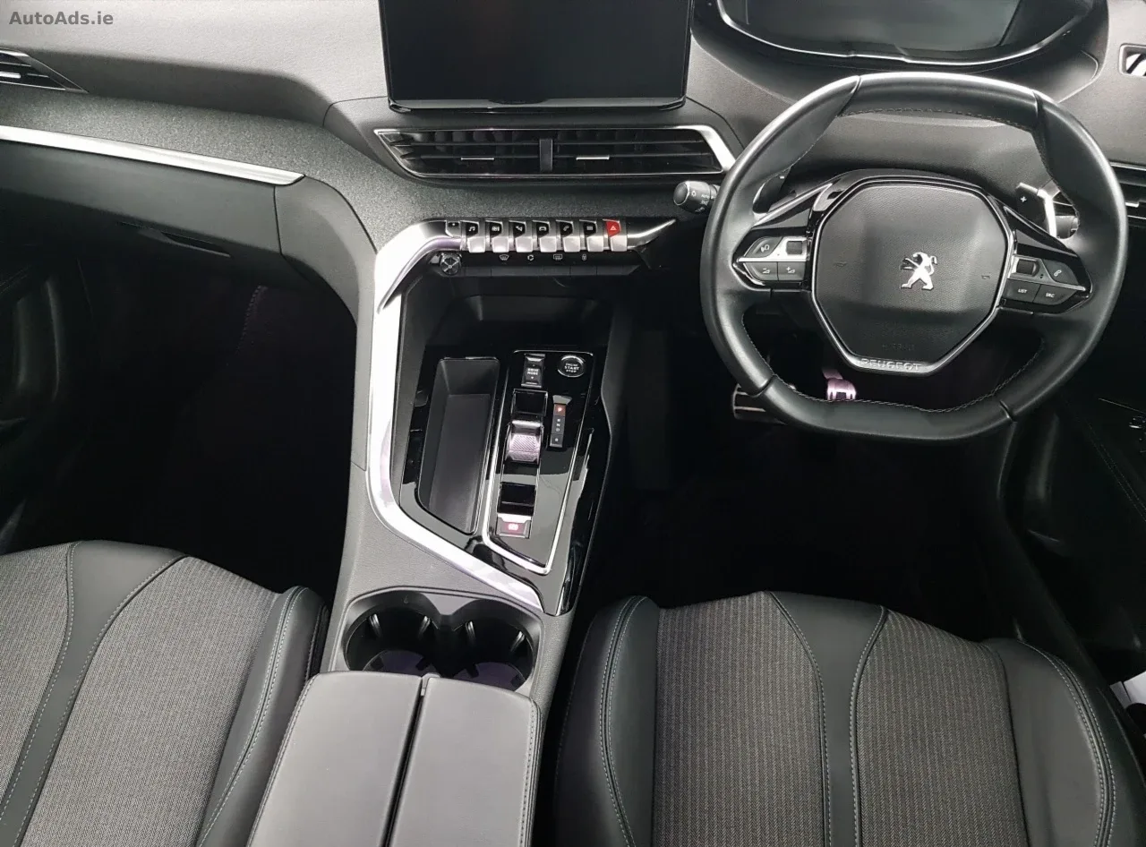 2023 Peugeot 3008 – photo 2