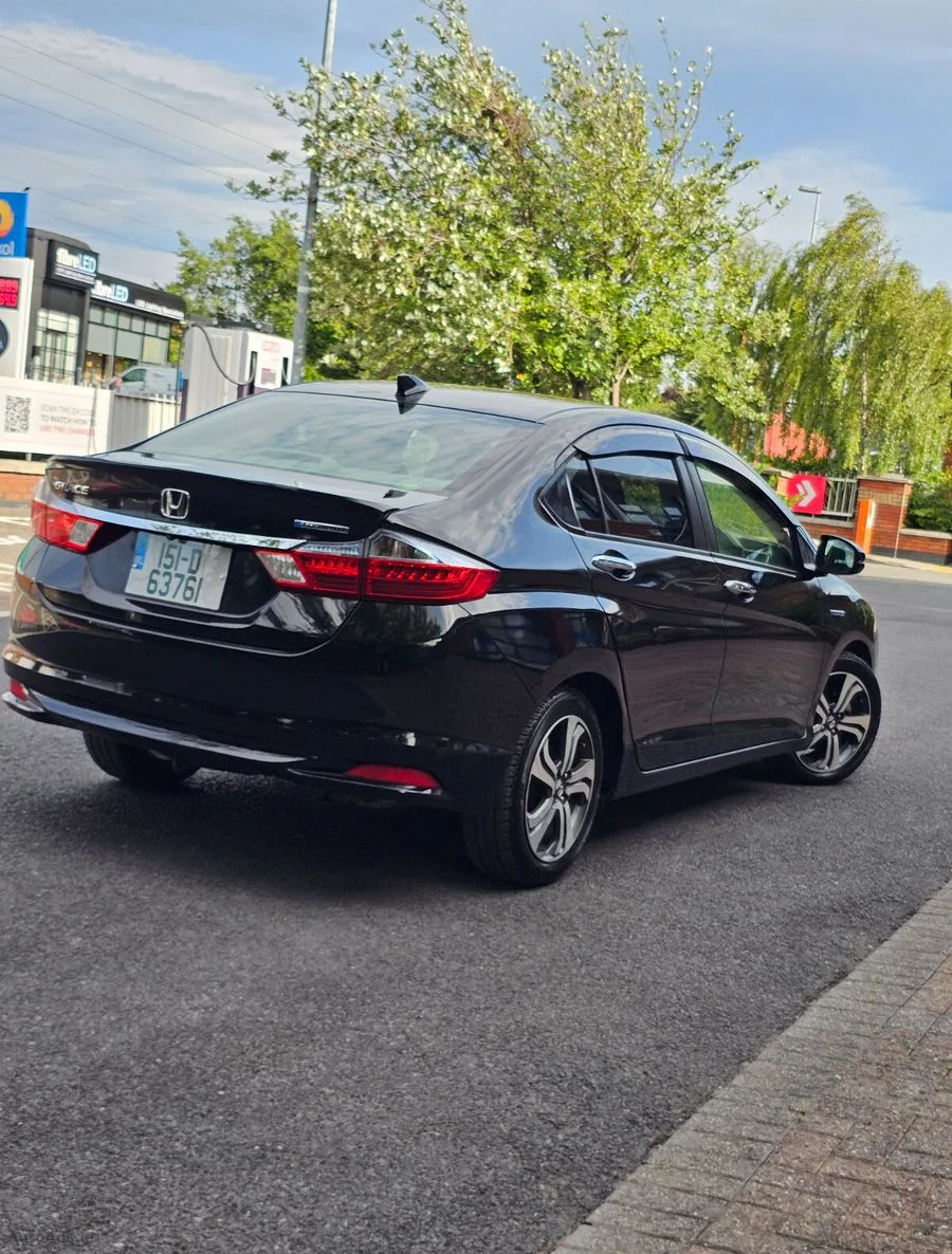 2015 Honda Grace – photo 6