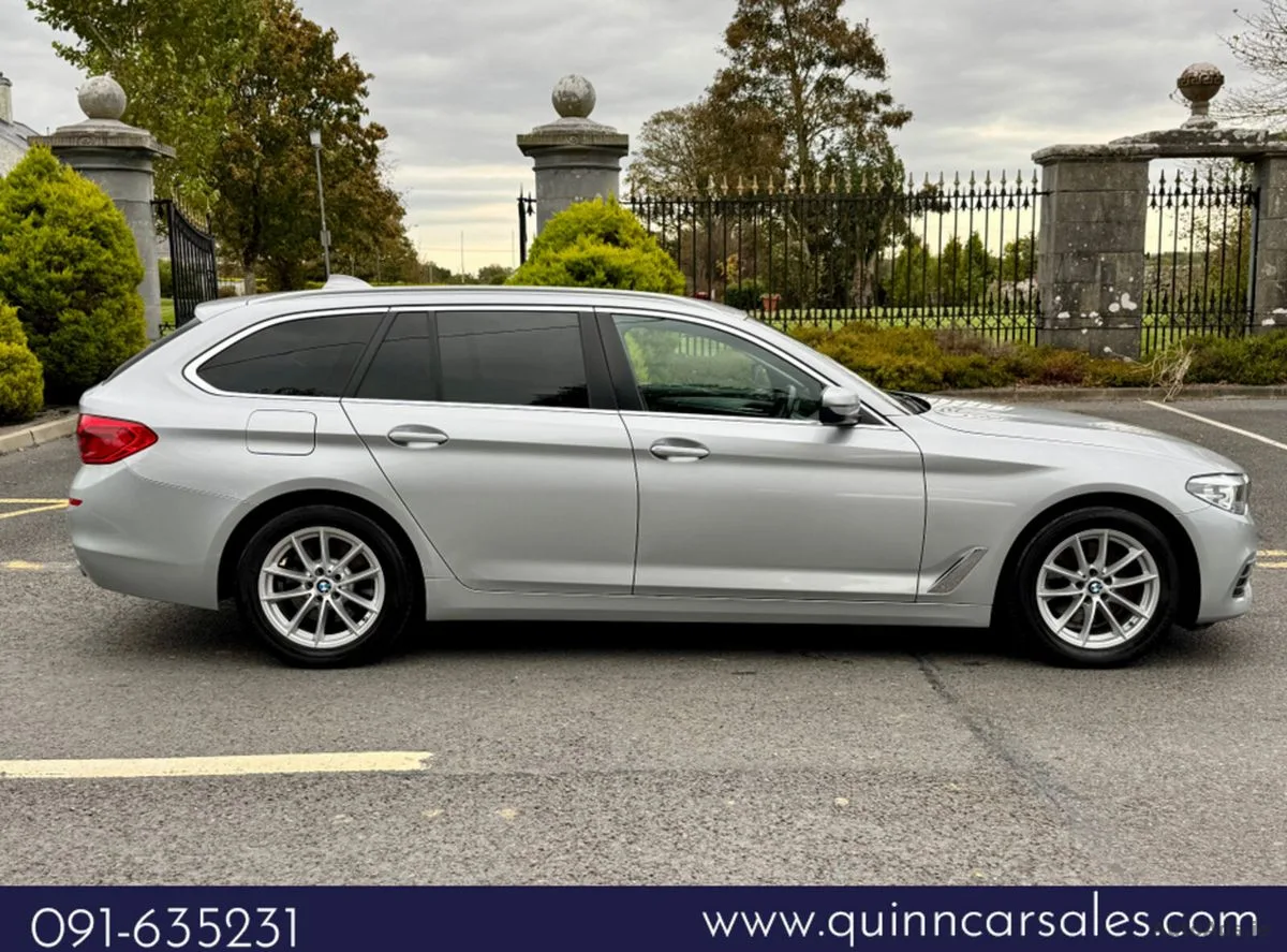 2019 BMW 5-Series – photo 2