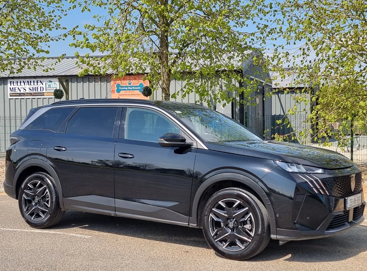 2025 Peugeot 5008