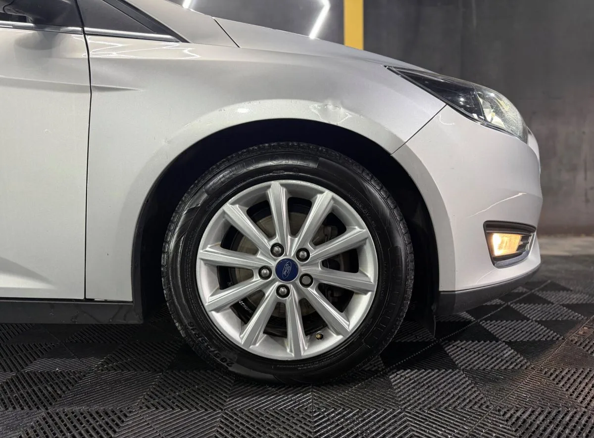 2017 Ford Focus – photo 6