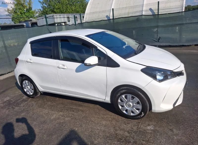 2016 Toyota Vitz