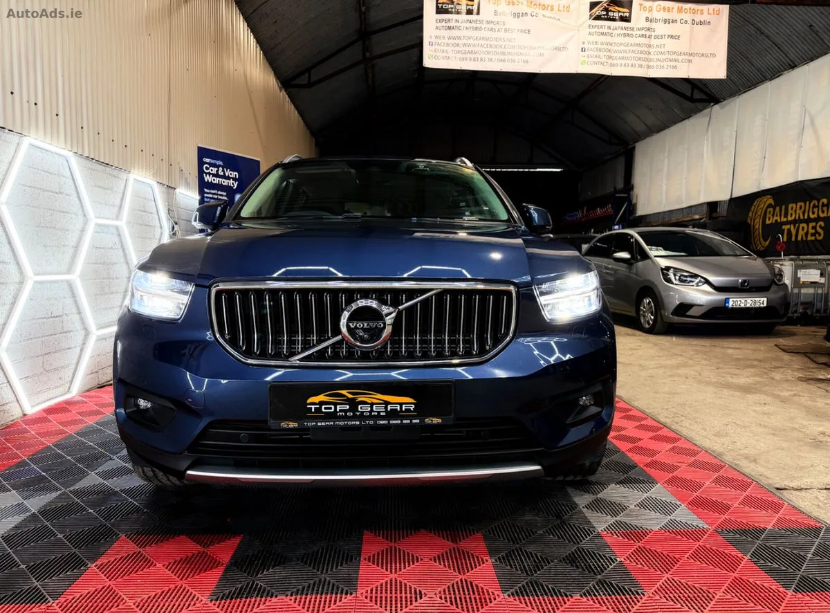 2021 Volvo XC40