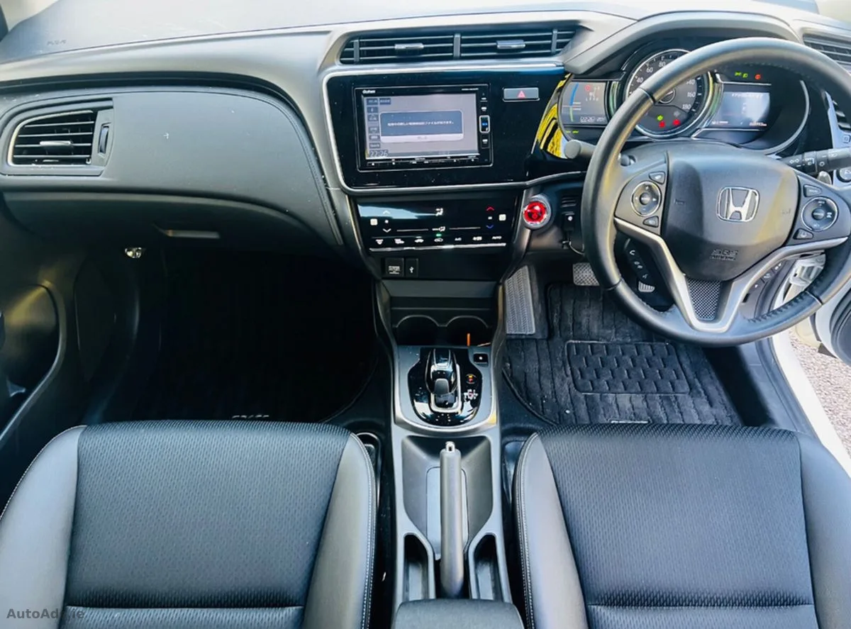 2018 Honda Grace – photo 15