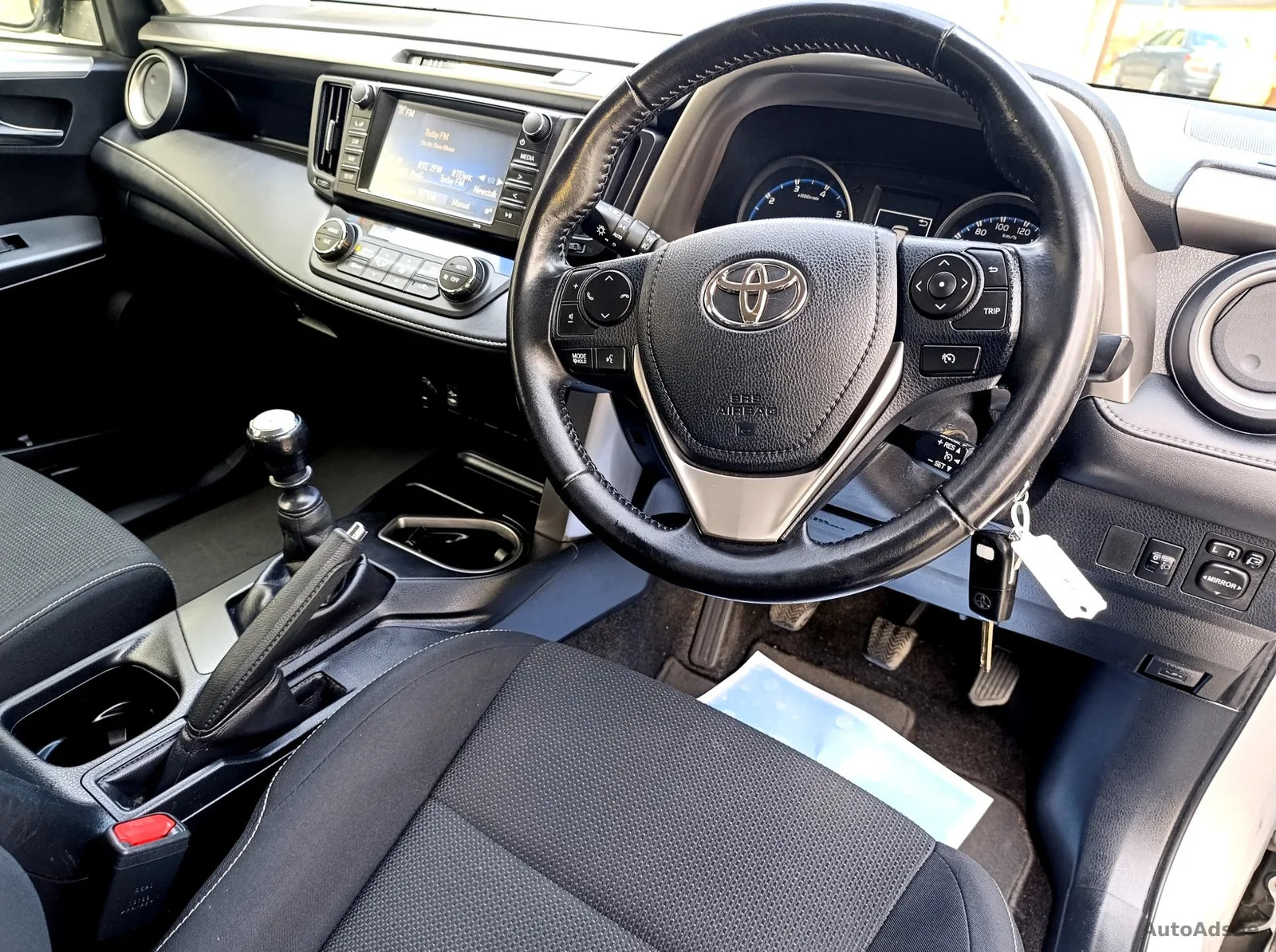 2016 Toyota RAV4 – photo 6