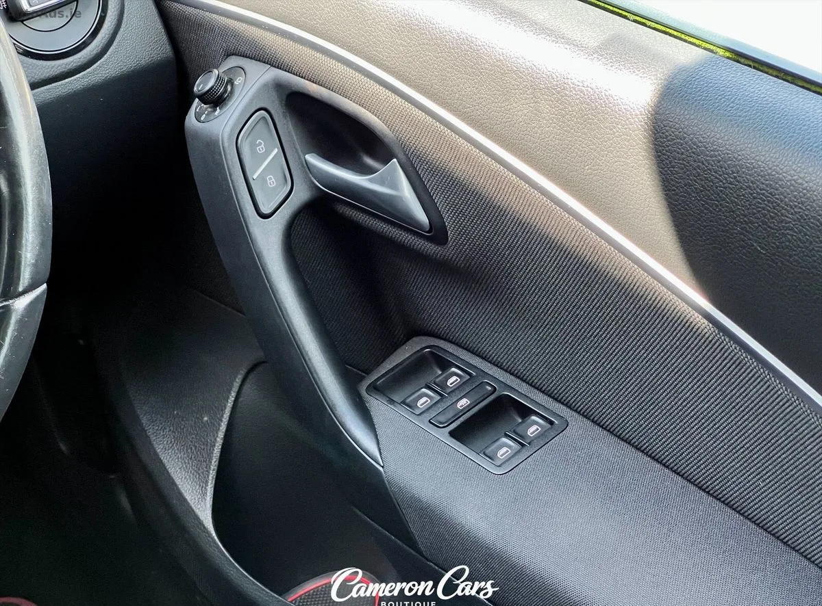 2015 Volkswagen Polo – photo 12