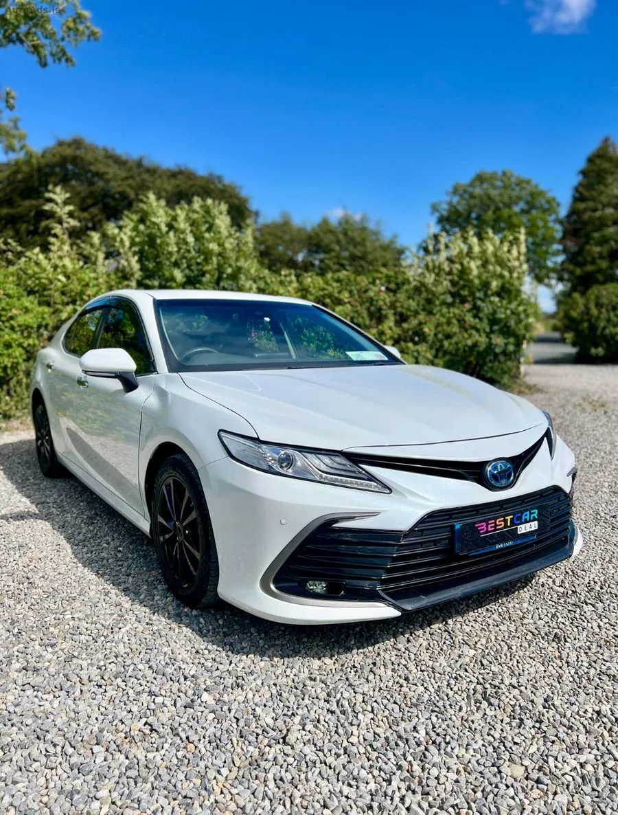 2021 Toyota Camry – photo 2