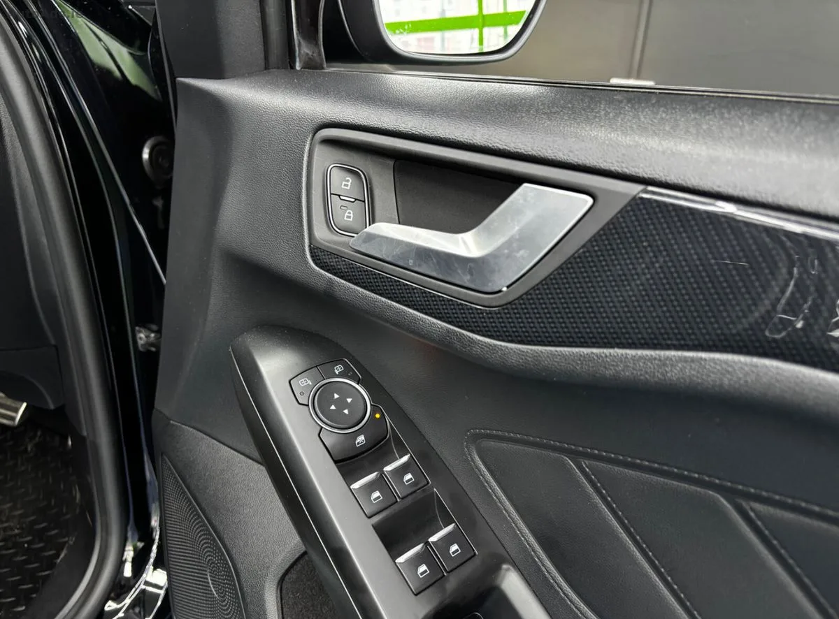 2020 Ford Focus – photo 14