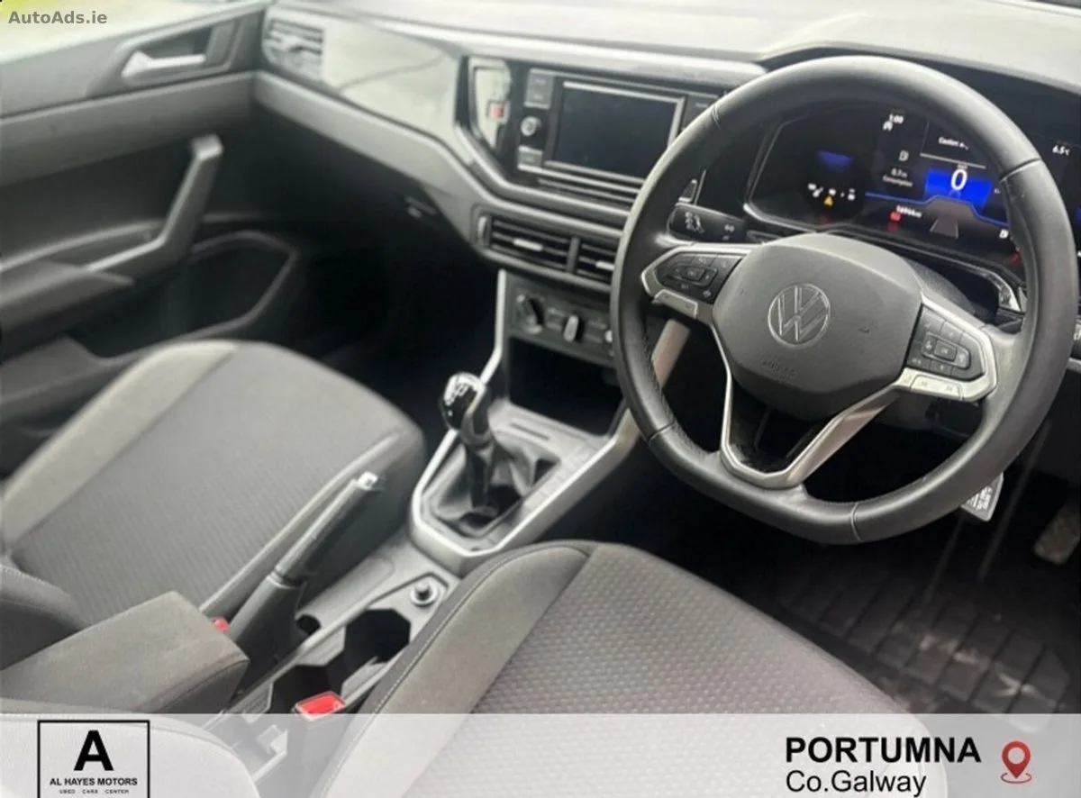 2024 Volkswagen Polo – photo 2
