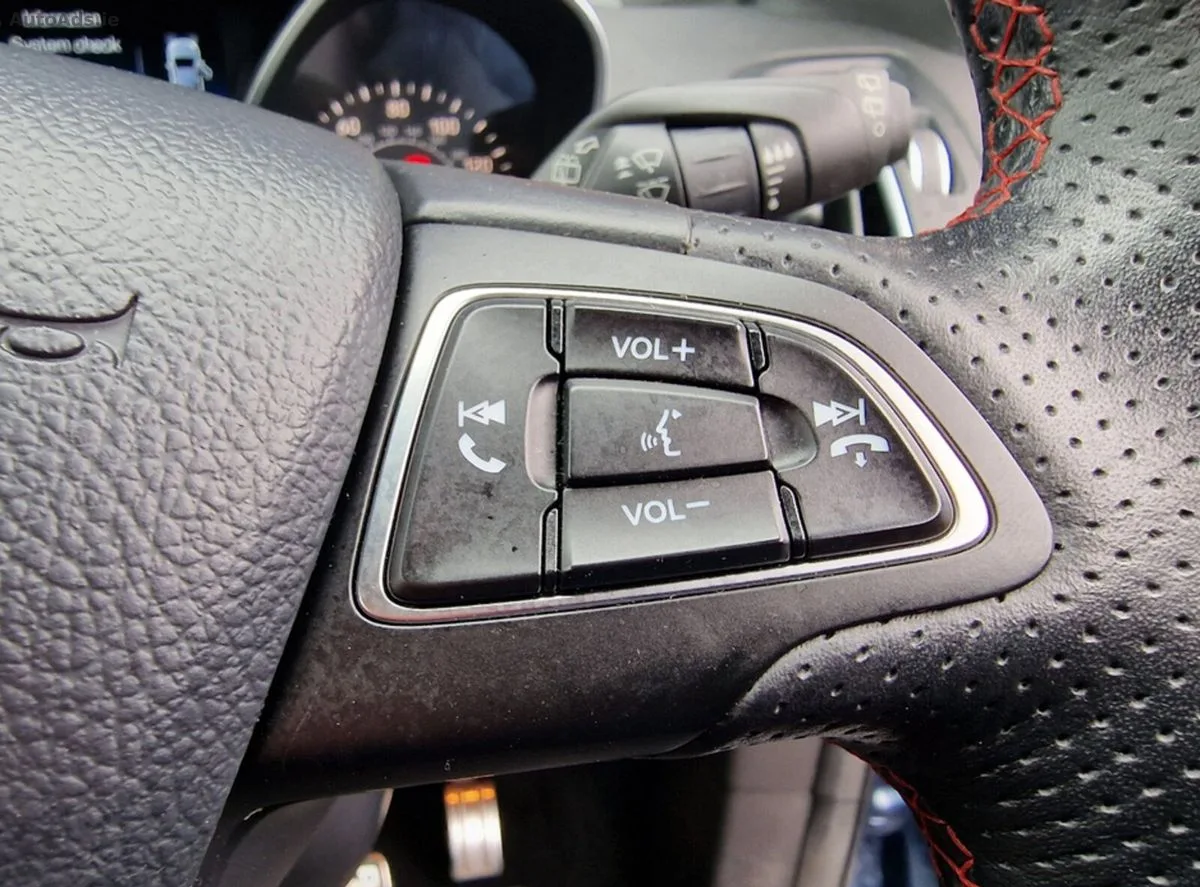 2019 Ford Kuga – photo 17