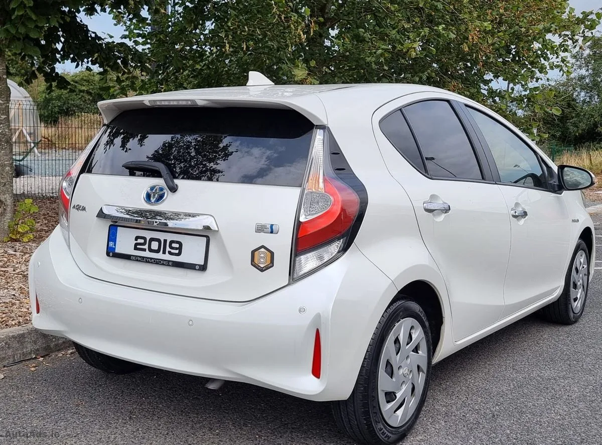 2019 Toyota Aqua – photo 9